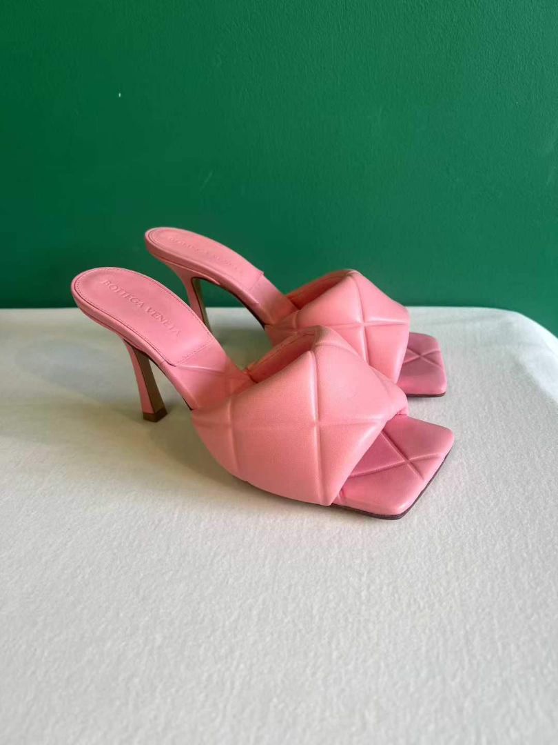 Bottega Veneta Lido Heels – Pink Quilted Leather | Size 36 | Gently Worn63227601737219110