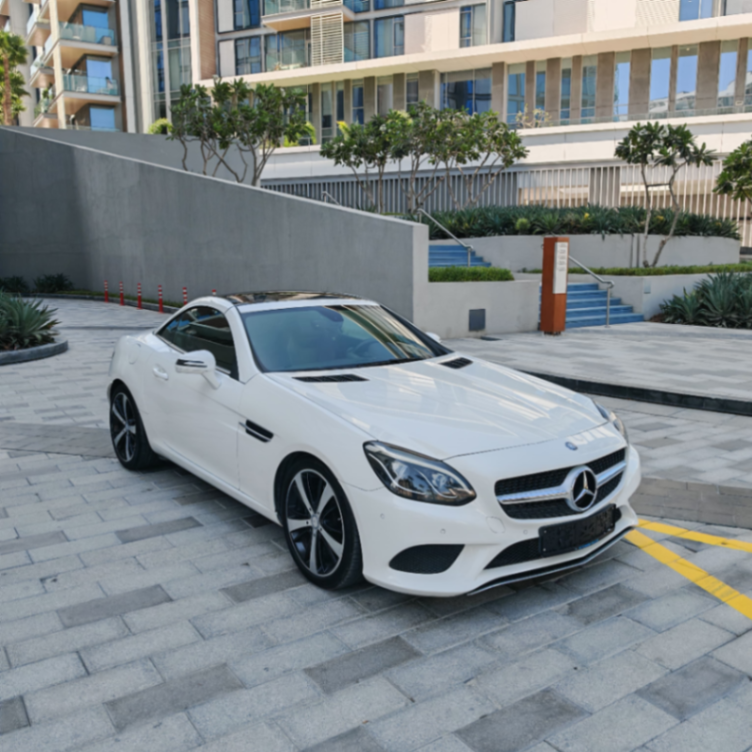2017 مرسيدس بنز SLC 300 AMG مواصفات كاملة 2.0 لتر / 4 أسطوانات مواصفات Gcc63702666856194110