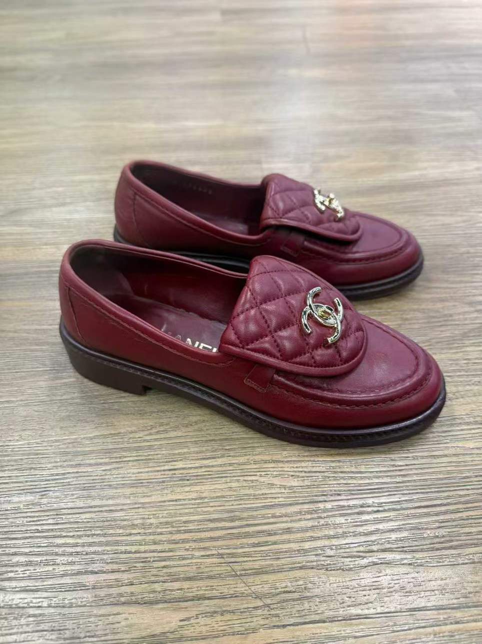 CHANEL Loafers – Size 36 (Pre-owned)63828037465859111