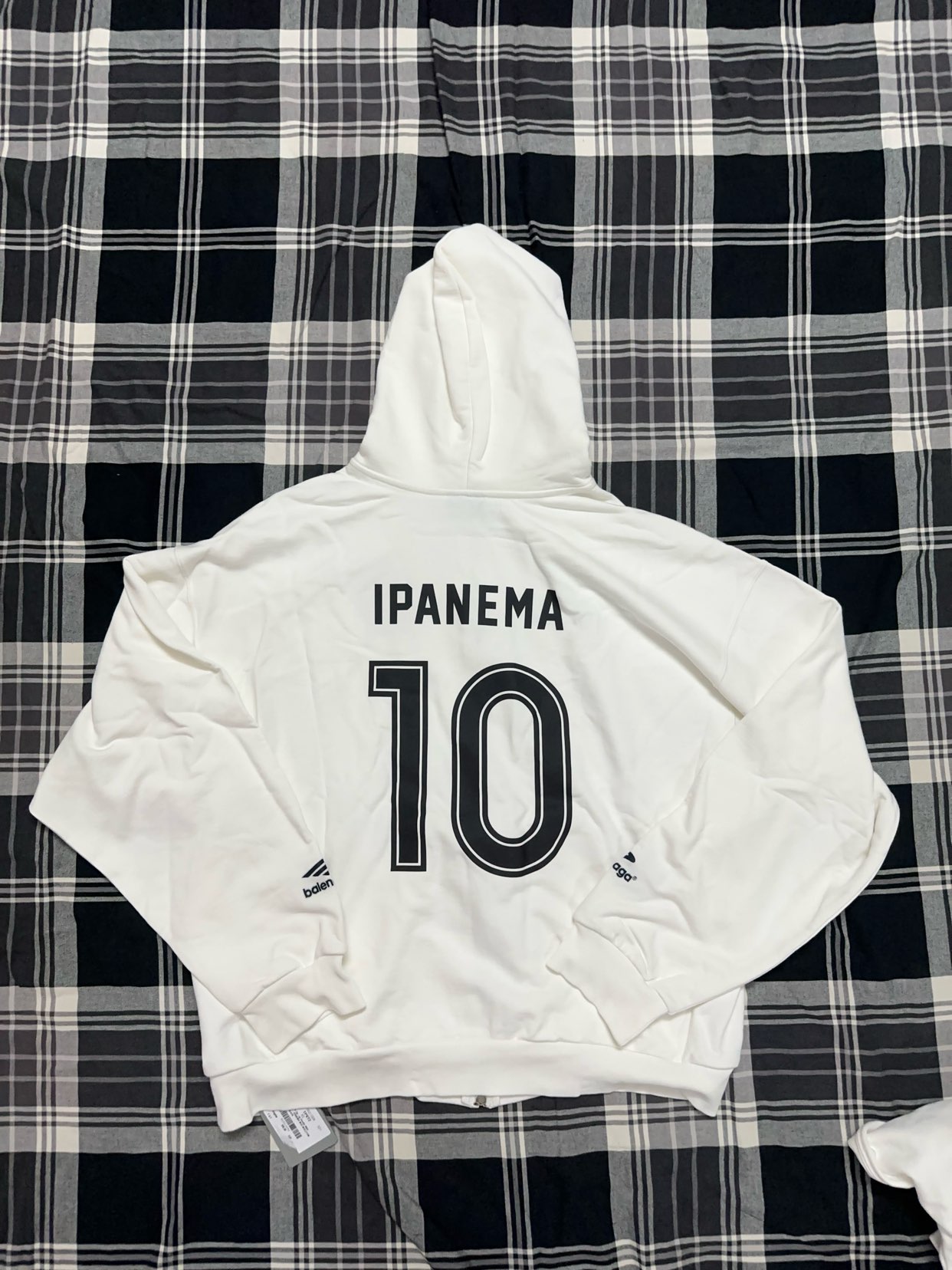 Balenciaga  巴黎世家 24ss 3b sport 多logo 白色 曼联球衣帽衫卫衣 63706202889090112