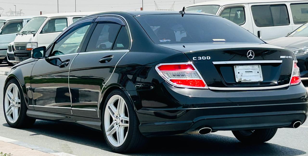 بنز | C300 | 2010 | فقط: 111,257 كم | استيراد من اليابان | سند نظيف63734250261761113