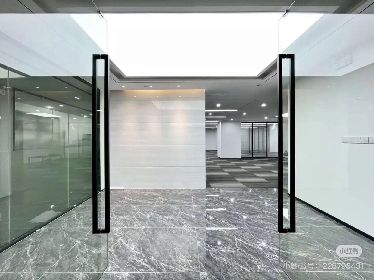 Office for rent at Fiyta Technology Building63833191831297110