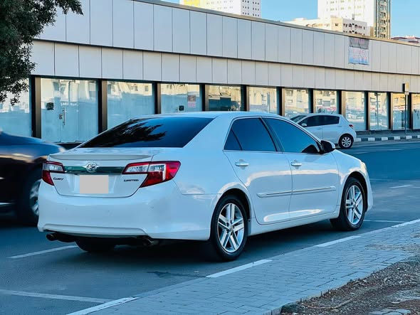 /ar/city-dubai/cate-car-used-car/toyota-camry-2015-gcc-full-option-limited-km-162000-gcc-6484036742016111/-4