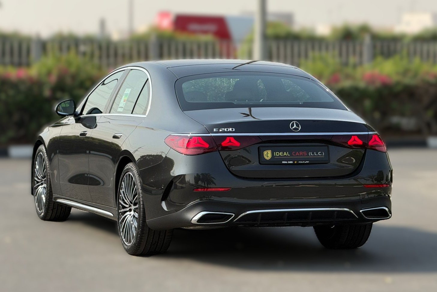 /en/city-ajman/cate-e-class-saloon/mercedes-benz-e200-6445613254336311/-8