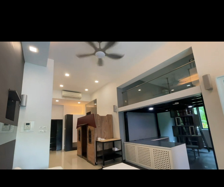 Singapore SIM, nice and tidy room, ready to move in63433609439235112