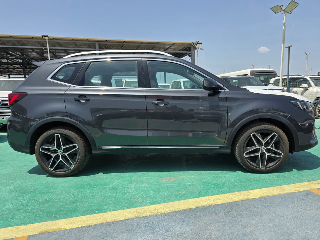 MG RX5 1.5 TURBO (LUXURY) 202563723549918593111