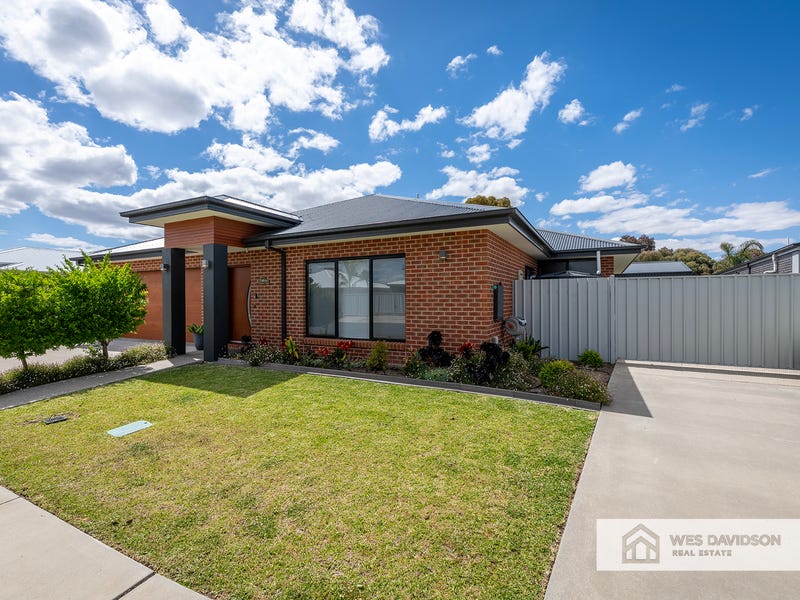 67 Waterlink Esplanade, Horsham, Vic 3400