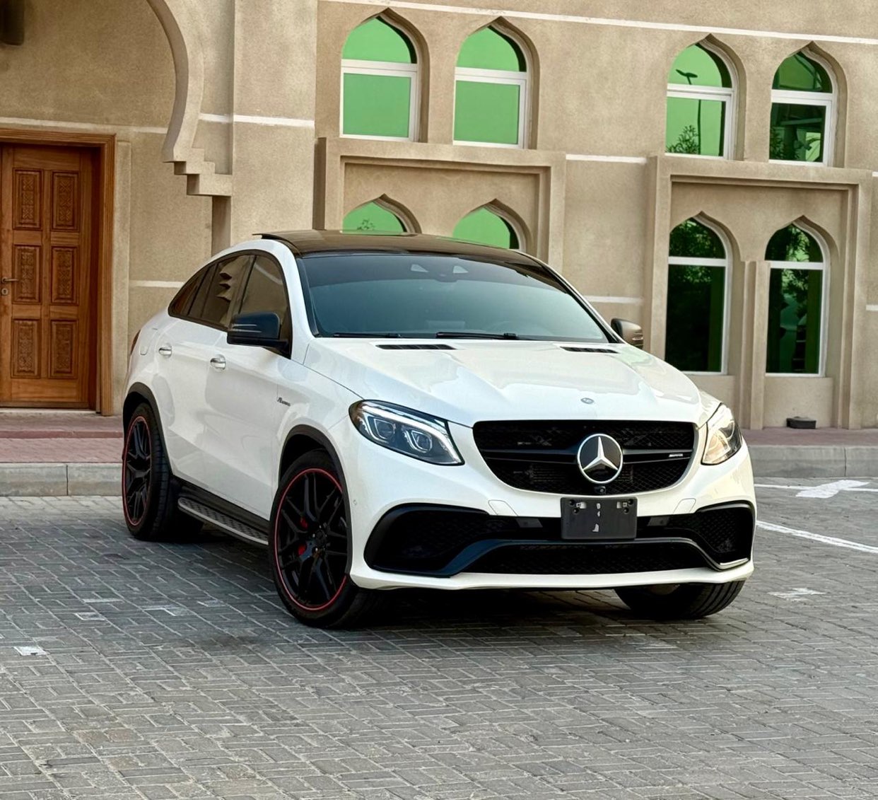 Ajman 64209298723586113