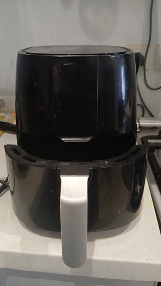 selling this koolen  Air fryer