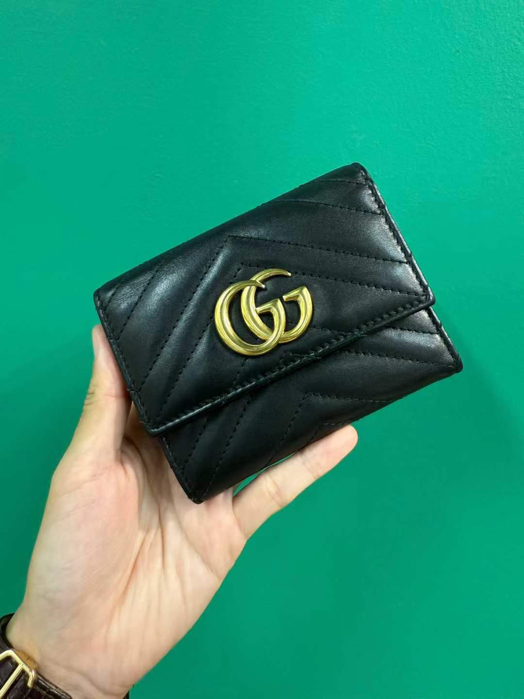 محفظة غوتشي - مستعملة64587106407554110