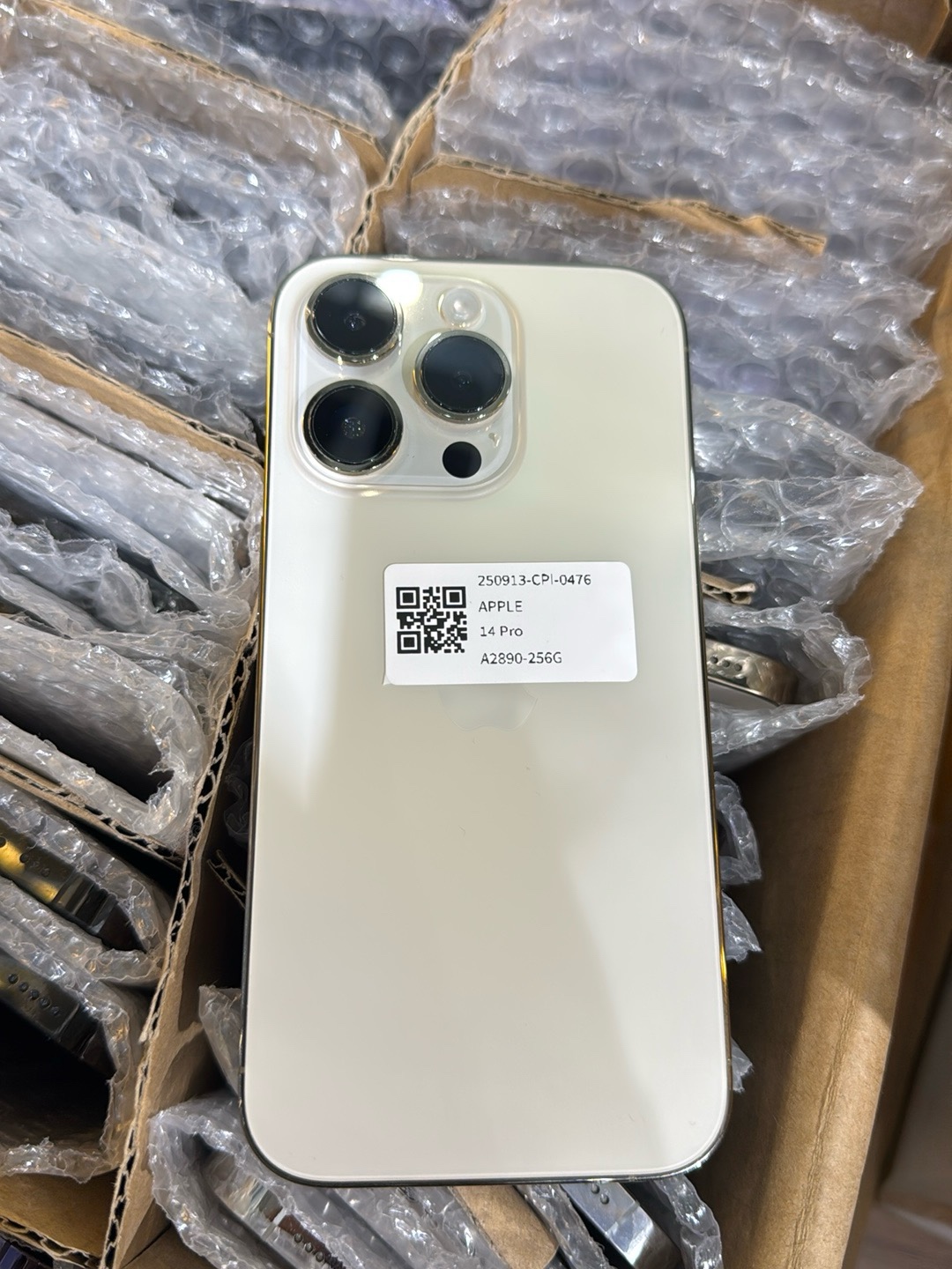 14 pro 25664535095193731111