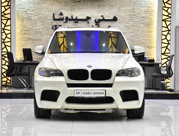 bmw-x5-m-2010-model-in-white-color-gcc-specs-64523479128321110