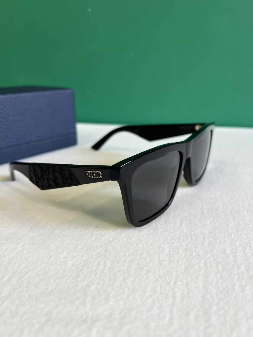 Dior B27 S11 Men’s Sunglasses – Black Oblique | Excellent Condition63227525155970112