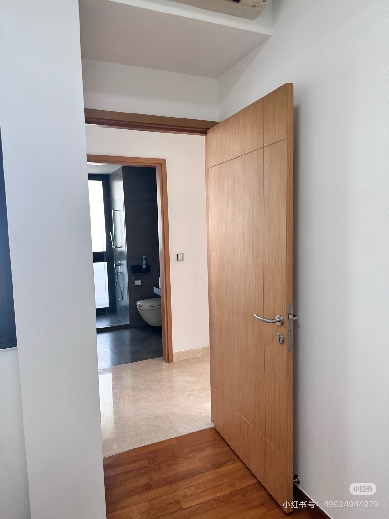 Singapore 🇸🇬 Room Rental - Central Area, Female Only Common Room
63702084445443114