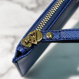 FERRAGAMO HAND POUCH64321460387201112