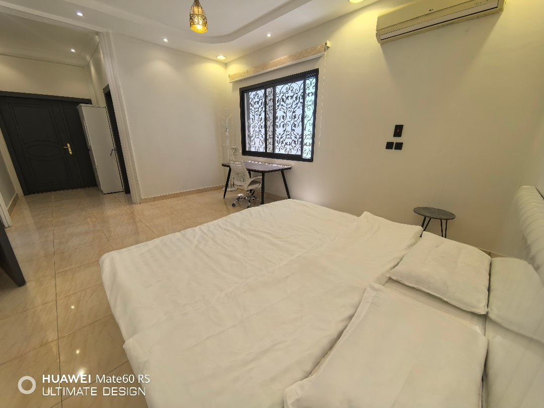 غرفة بحجم كينج سايز للإيجار على المدى الطويل أو القصير63281309578241112