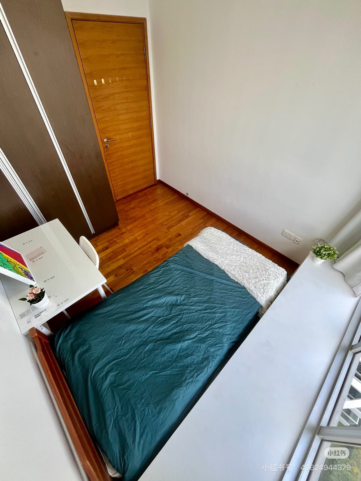 Singapore 🇸🇬 Room Rental in Clementi - Standard Room Available for Immediate Booking63702557569281113