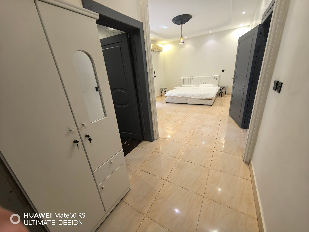 Kingsize room for renting long term or short term 63281309578241111