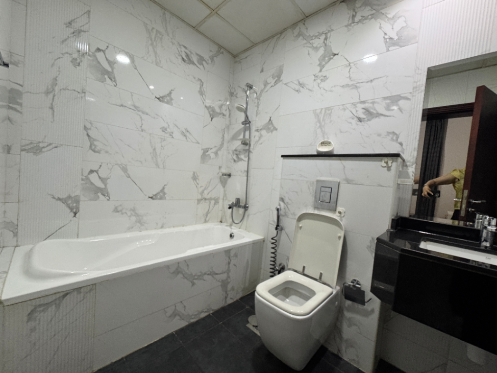 Amirtage 1BEDROOM63329059355009113