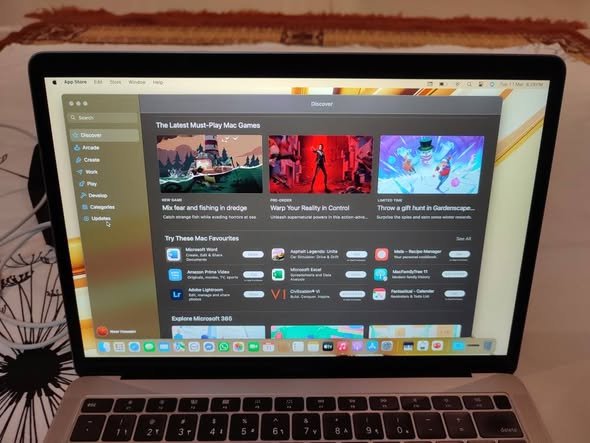 Original Apple MacBook Air Touch I'd  16GB Ram 512SSD intel core i5 processor Latest update Version MacOs updated ✅ 64970628461443111