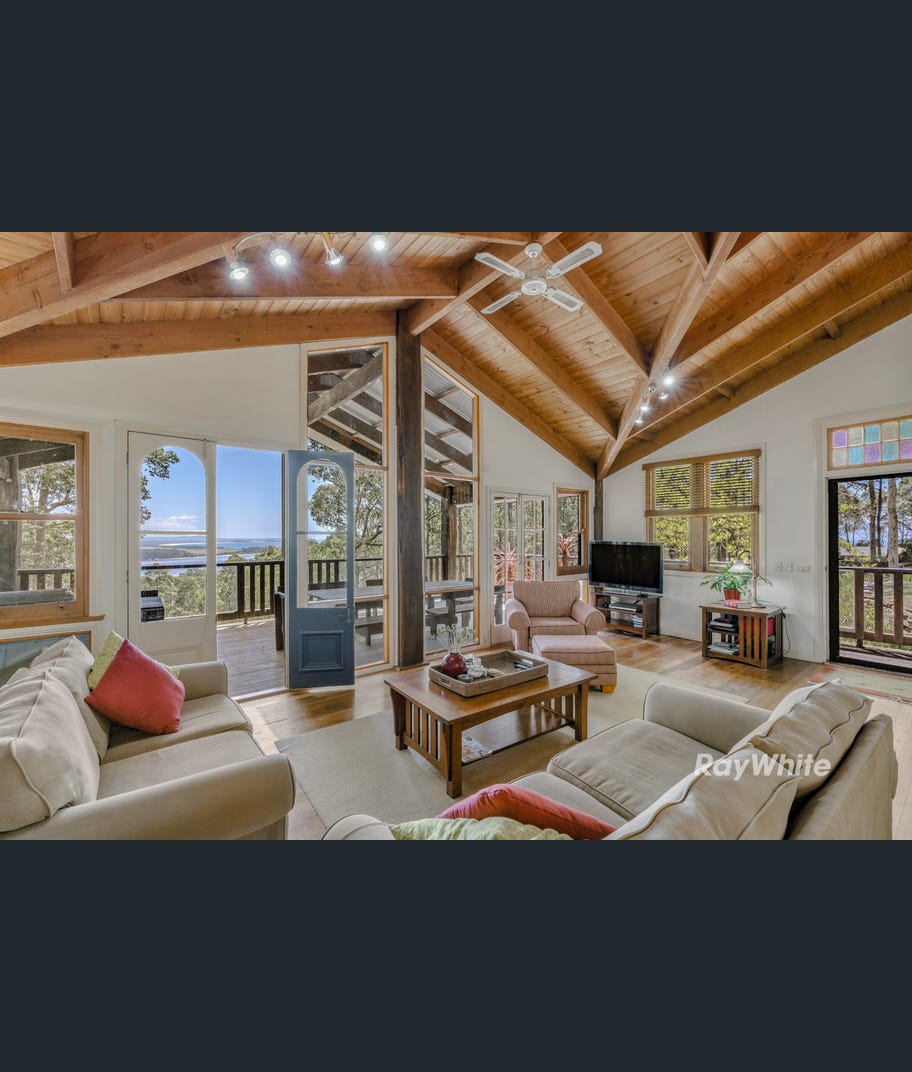 57 Hazel Road, Moruya Heads, NSW 2537