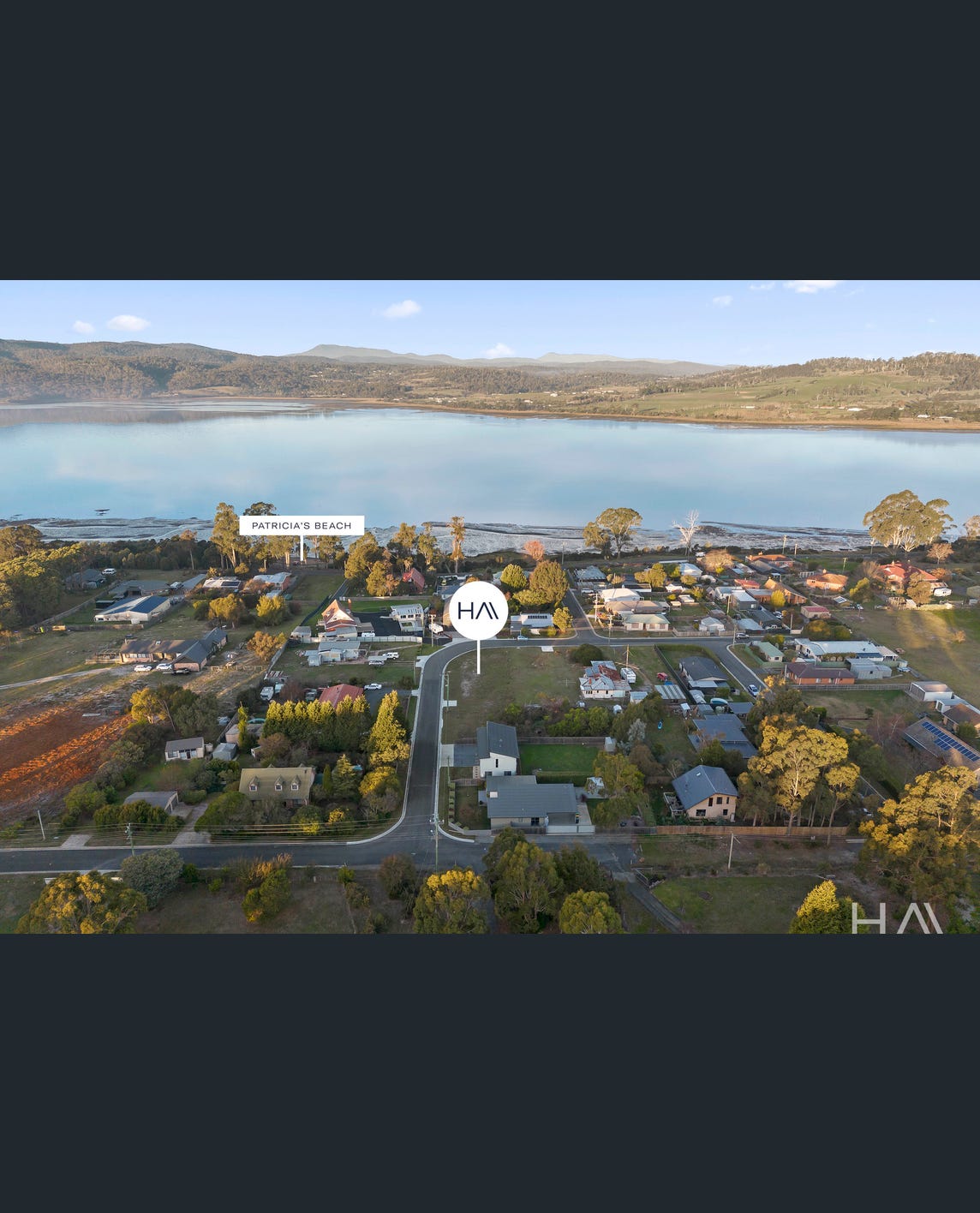 11 Nairana Street, Gravelly Beach, Tas 7276