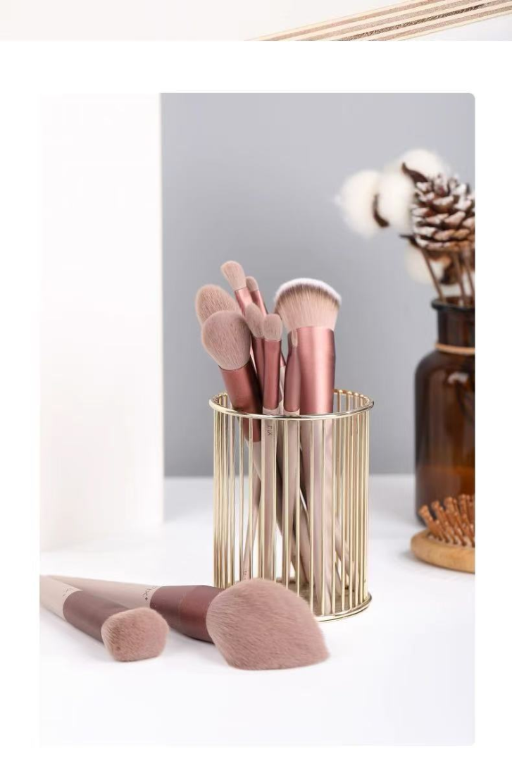 Internet-famous creative retro makeup brush holder, iron storage bucket and shelf for beauty brushes63246831657345111