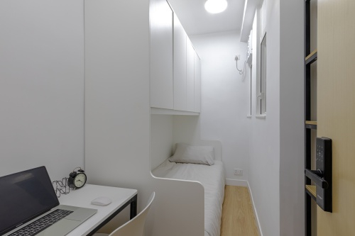 Entrust Western Camp's Western Connaught Road apartment634663668930571121