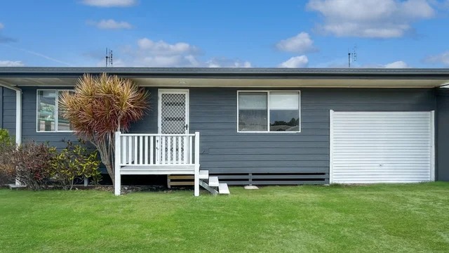 17B Blaxland Street, Golden Beach QLD 4551