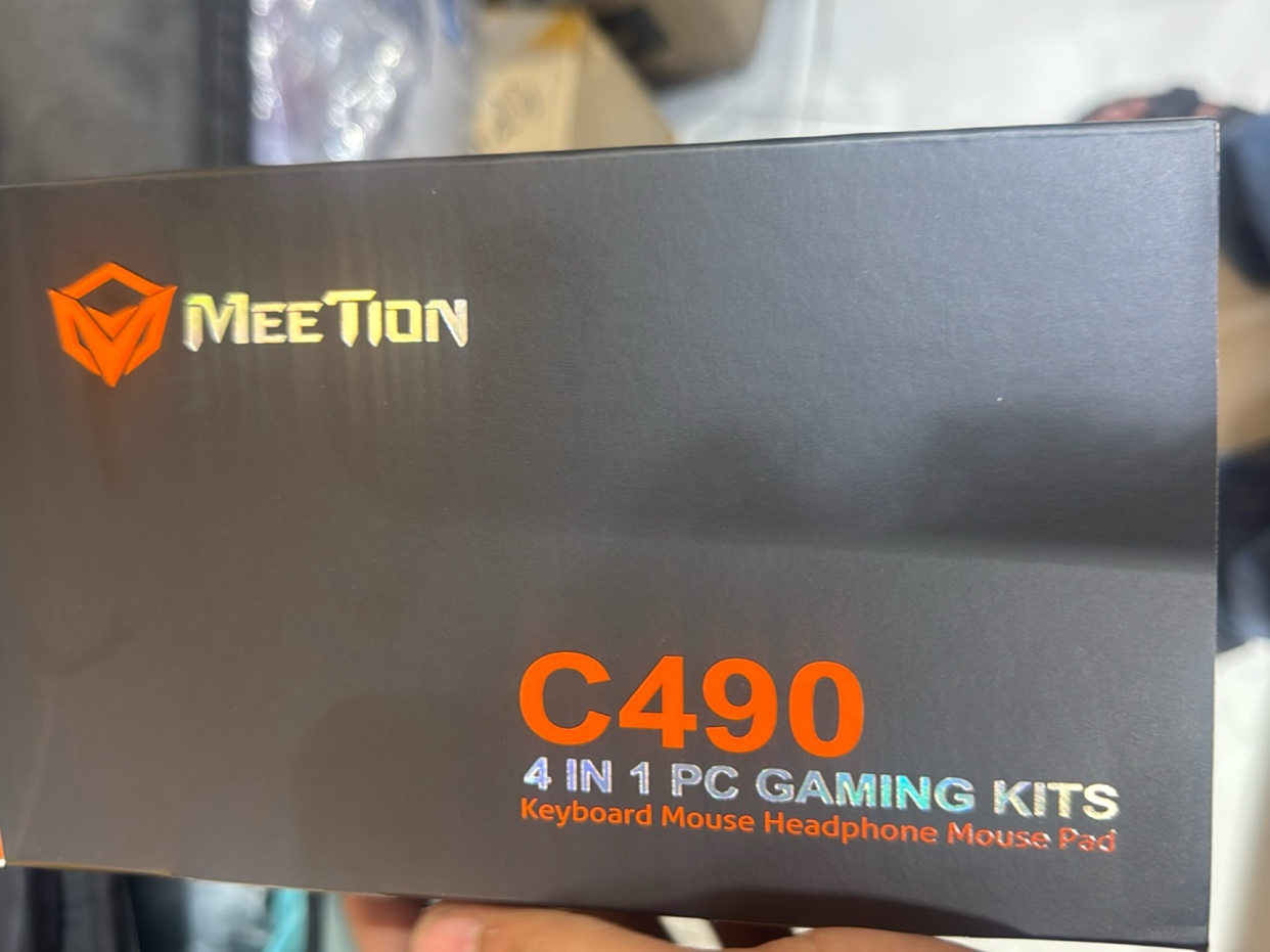 ميتيون64544435540738112