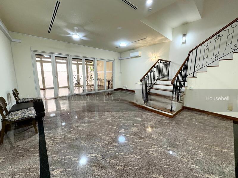 Terraced house near loyang