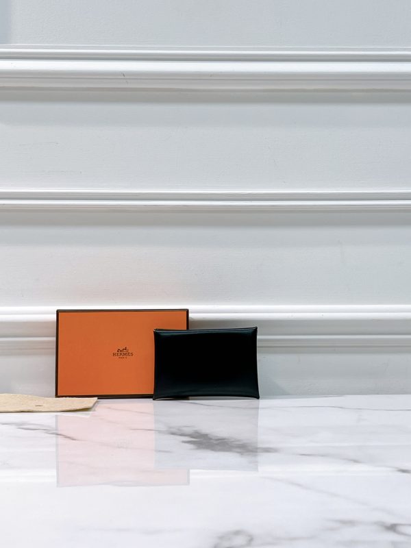  HERMES CALVI CARD HOLDER64322236536963111