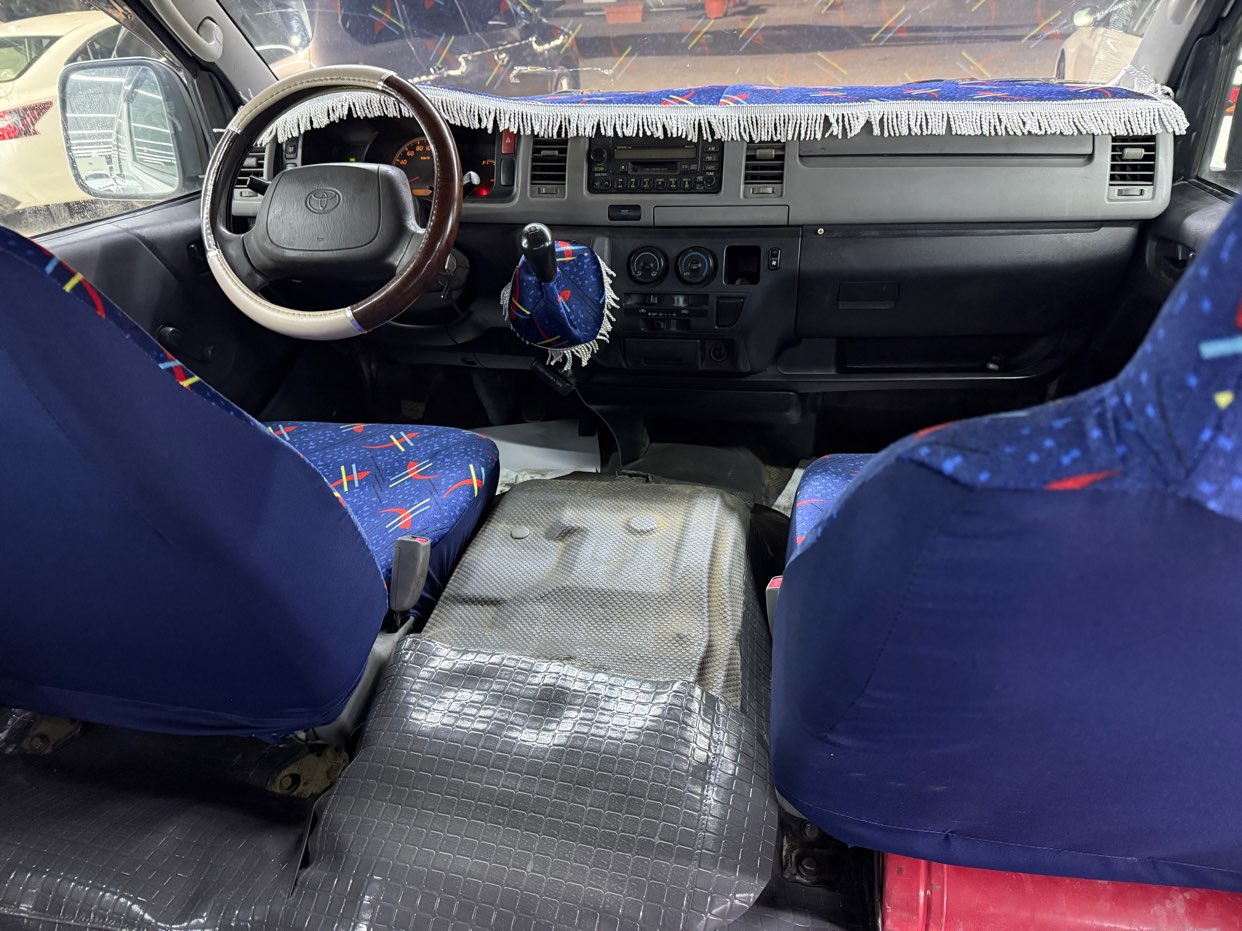 nissan-urvan-64279586364929114