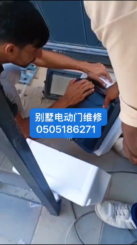 خدمات الفنين | كهرباء، تمديدات صحية، تكييف، دهانات، كاميرات مراقبة، نسخ مفاتيح63206749978115114