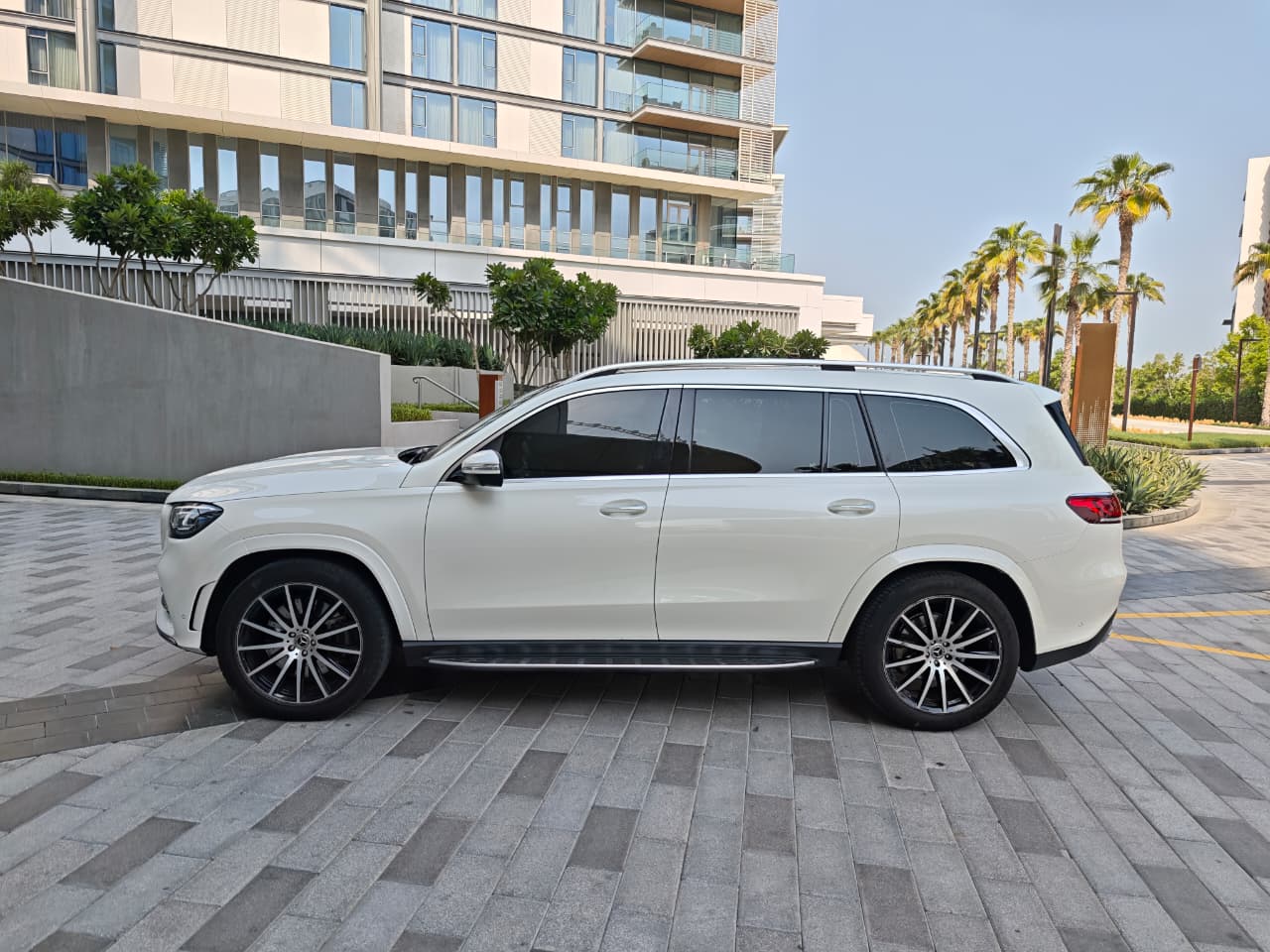 2020-Mercedes GLS450 AMG -Top of the range-Excellent Condition-with 1 year warranty63703366227969112
