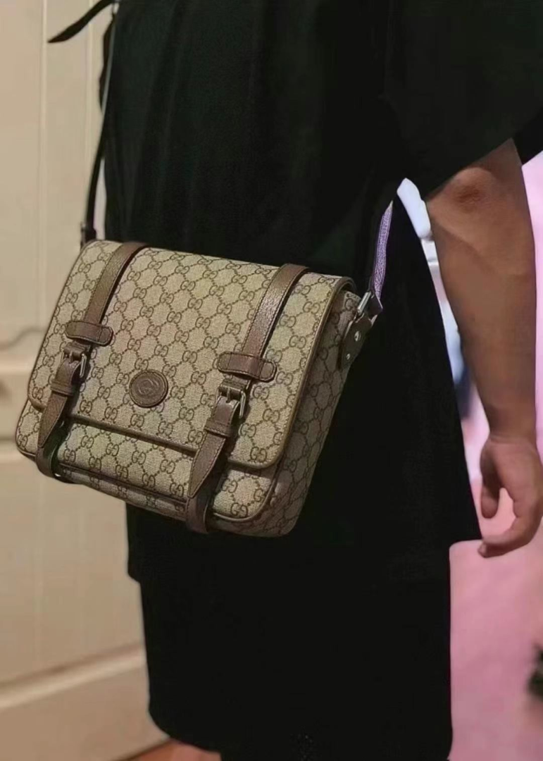 Gucci GG Supreme Messenger Bag – Brown Leather Trim | Excellent Condition63228249721218111