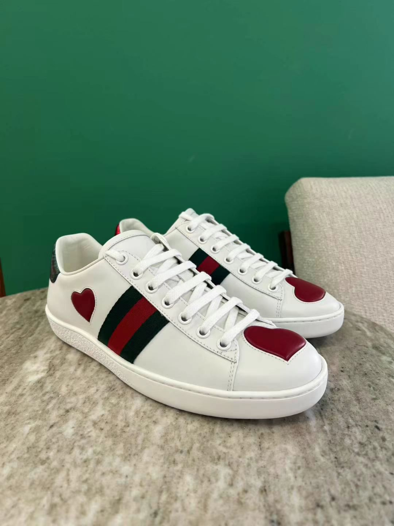 Gucci Ace Heart Sneakers – White with Red Hearts | Size 36.5 | Excellent Condition2 Gucci Ace Heart Sneakers – White with Red Hearts | Size 36.5 | Excellent Condition63228338841475112