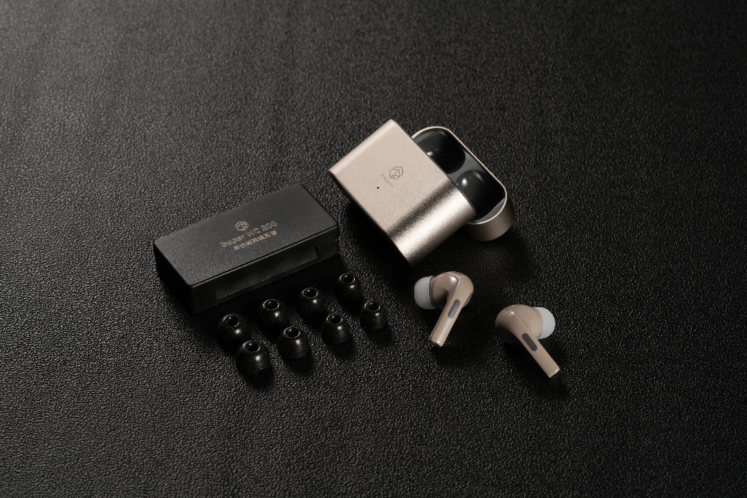 سماعات ROSESELSA EarFree i5 اللاسلكية سماعات رأس هجينة مع خاصية إلغاء الضوضاء النشط LDAC صوت HiFi سماعات لاسلكية 48 ديسيبل ANC مقاومة للرش 5 IPX5 وضع اللعب عبر بلوتوث 5.3 مع تأخير 54 مللي ثانية (ذهبي شامبانيا)63615273554306111
