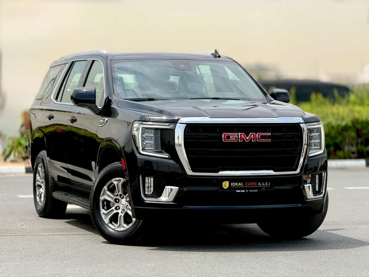 جيمسي يوكون 2023 سلت بمحرك V8 سعة 5.3 لتر، دفع أمامي أوتوماتيكي يعمل بالبنزينext1 gmc-yukon-2023-5-3-v8-slt-2wd-petrol-auto-fwd-449521596634900481